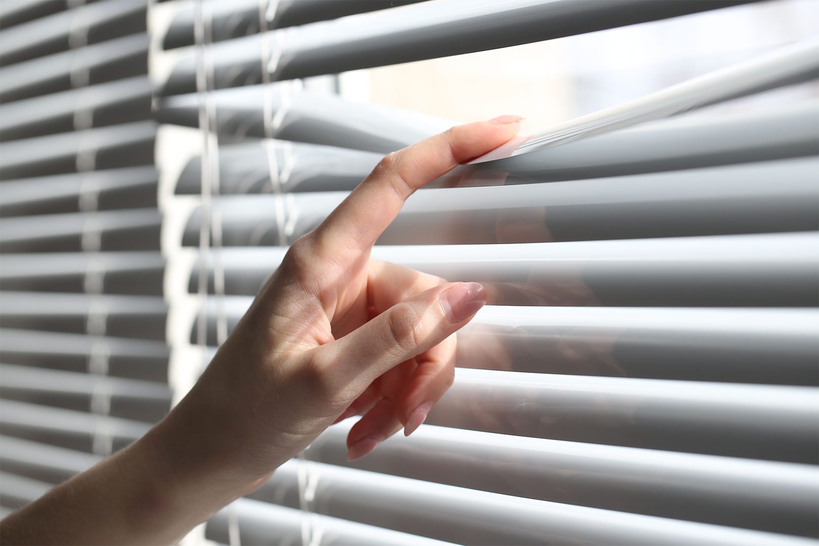 Sonnenschutz – effektive Lösungen für angenehmes Raumklima